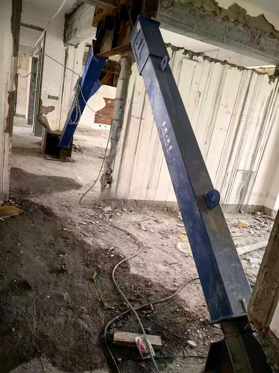 连云港柱子粘钢加固施工工艺